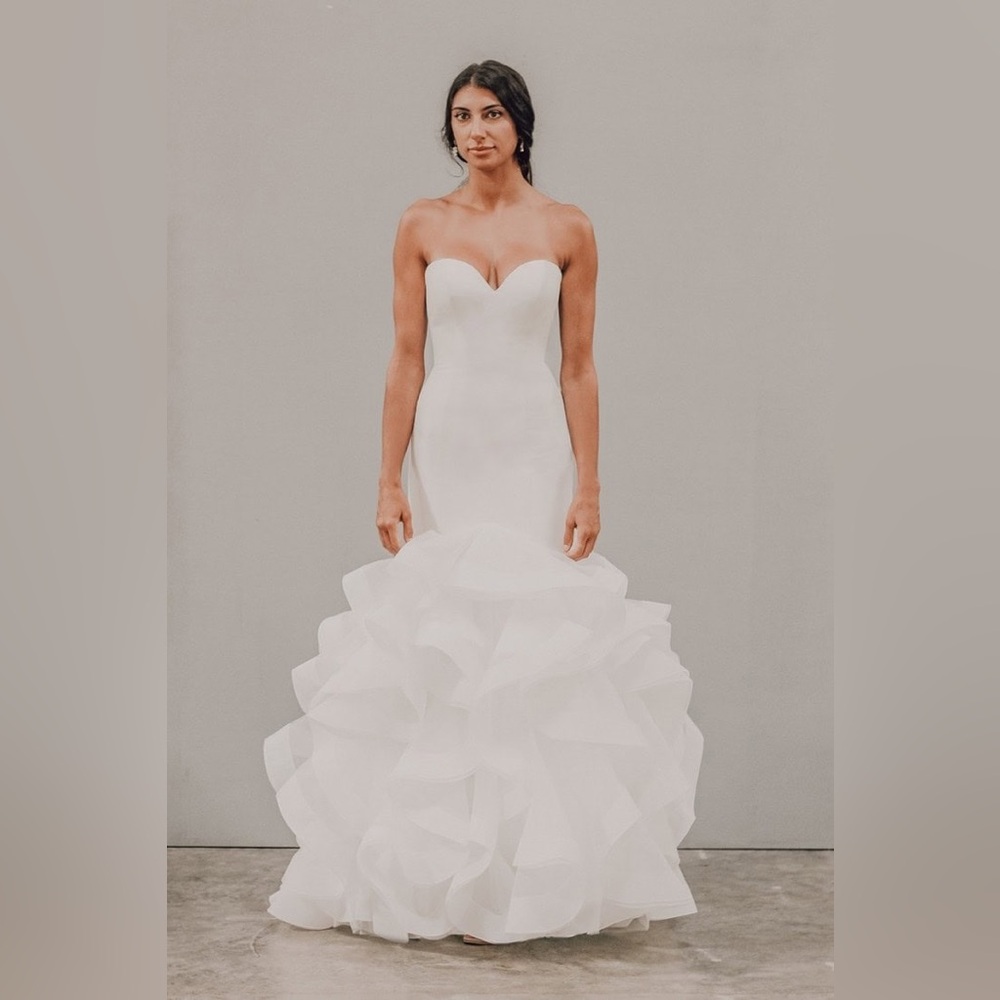 L594 Limited Edition Wedding Gown Dress (Size 22)